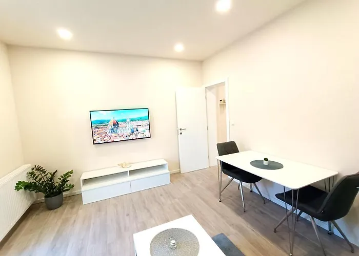 New Papillon * Макарска